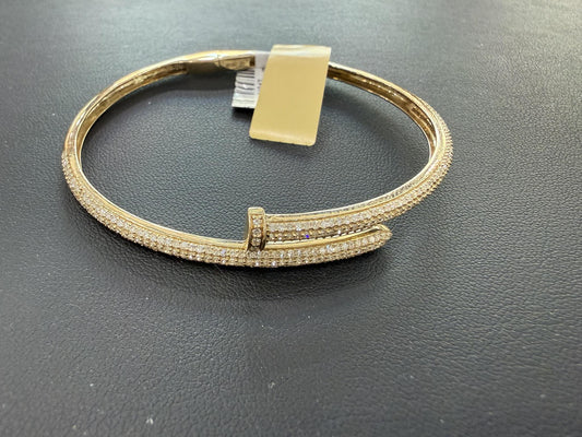 1.63ctw Diamond Nail Bypass Open Cuff Bangle 10K Yellow Gold