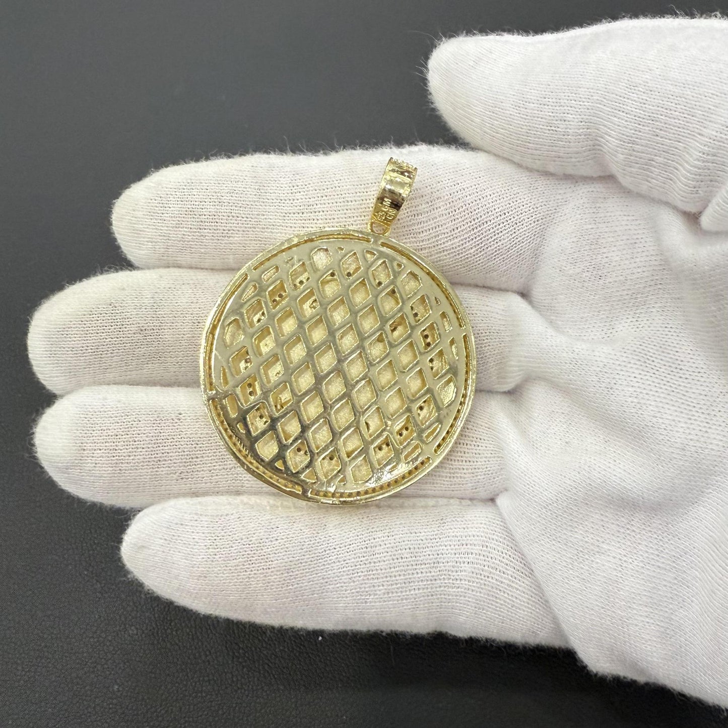 Jesus Head Face Round Pendant Gold Plated 925 Sterling Silver Mens CZ Charm