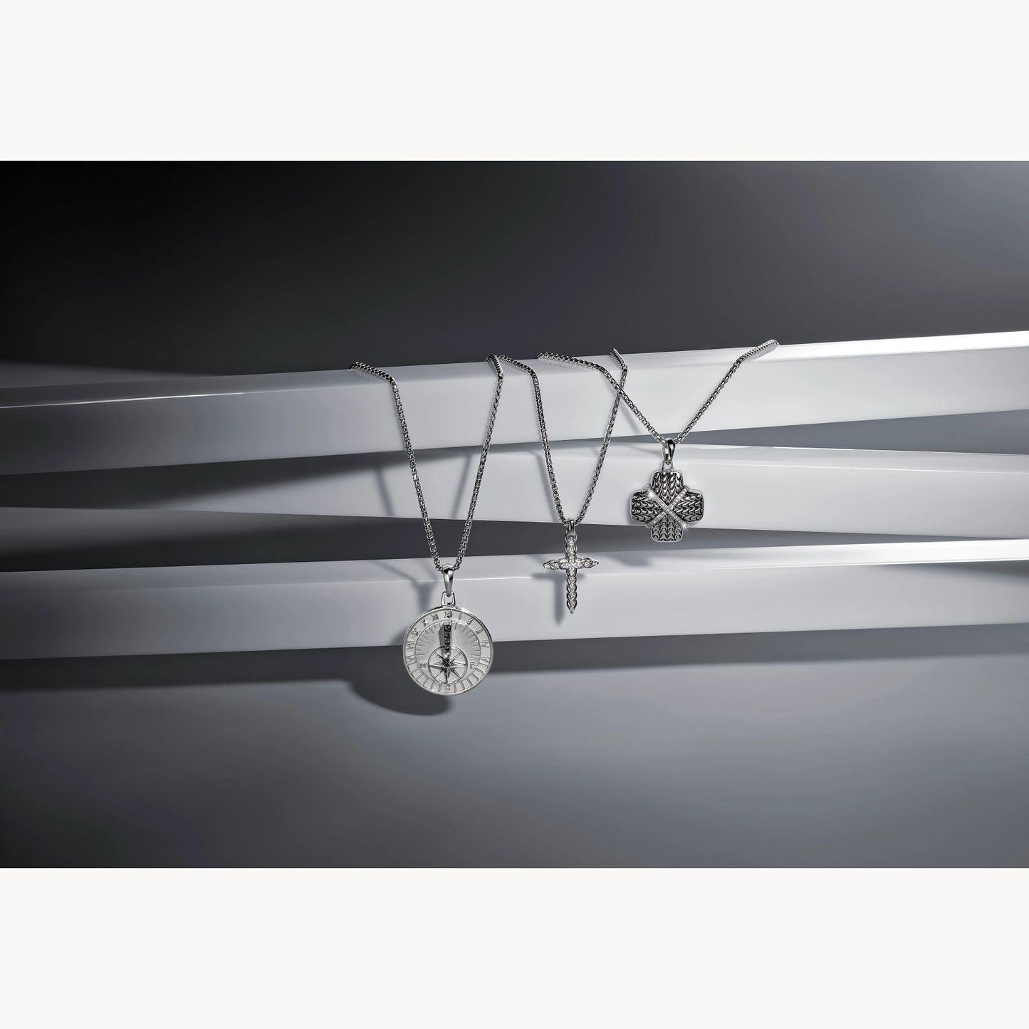 Bulova Link 0.20cttw Diamond Cross Pendant Necklace 925 Silver BVP1085-WSQ7