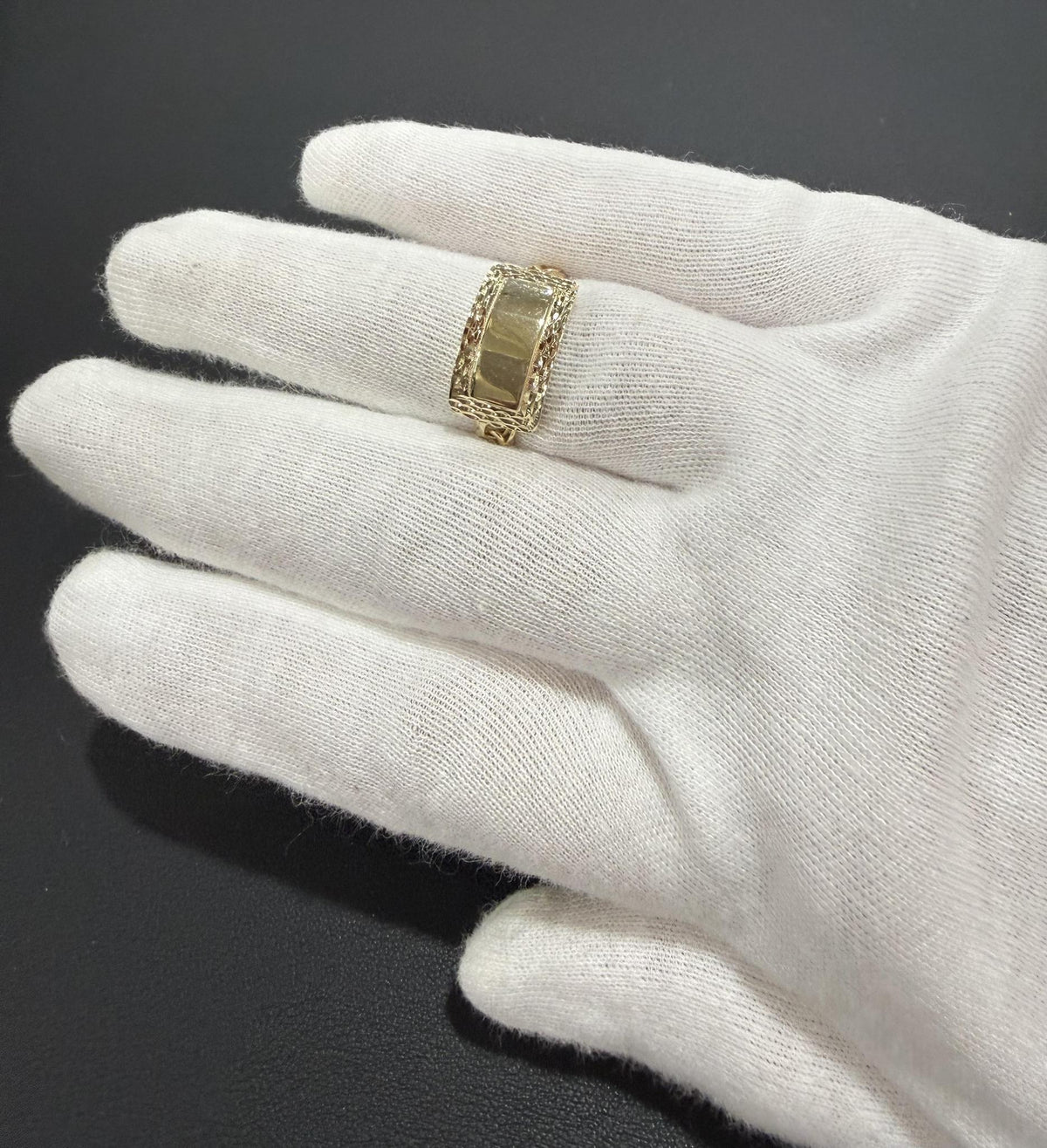 10K Yellow Gold Cuban Link Nugget Signet Ring