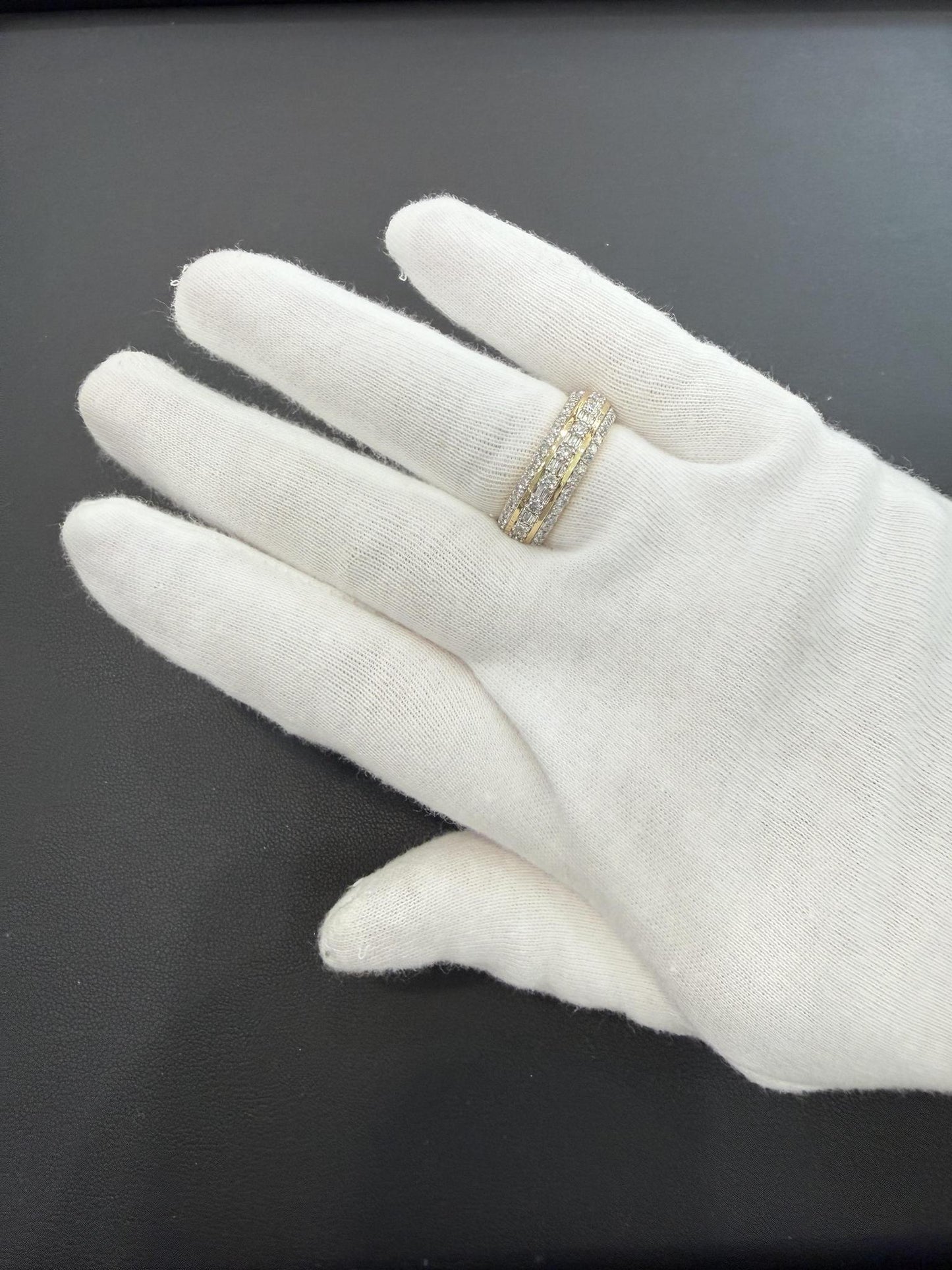 1.00ctw Diamond Mens Wedding Band 14K Yellow Gold