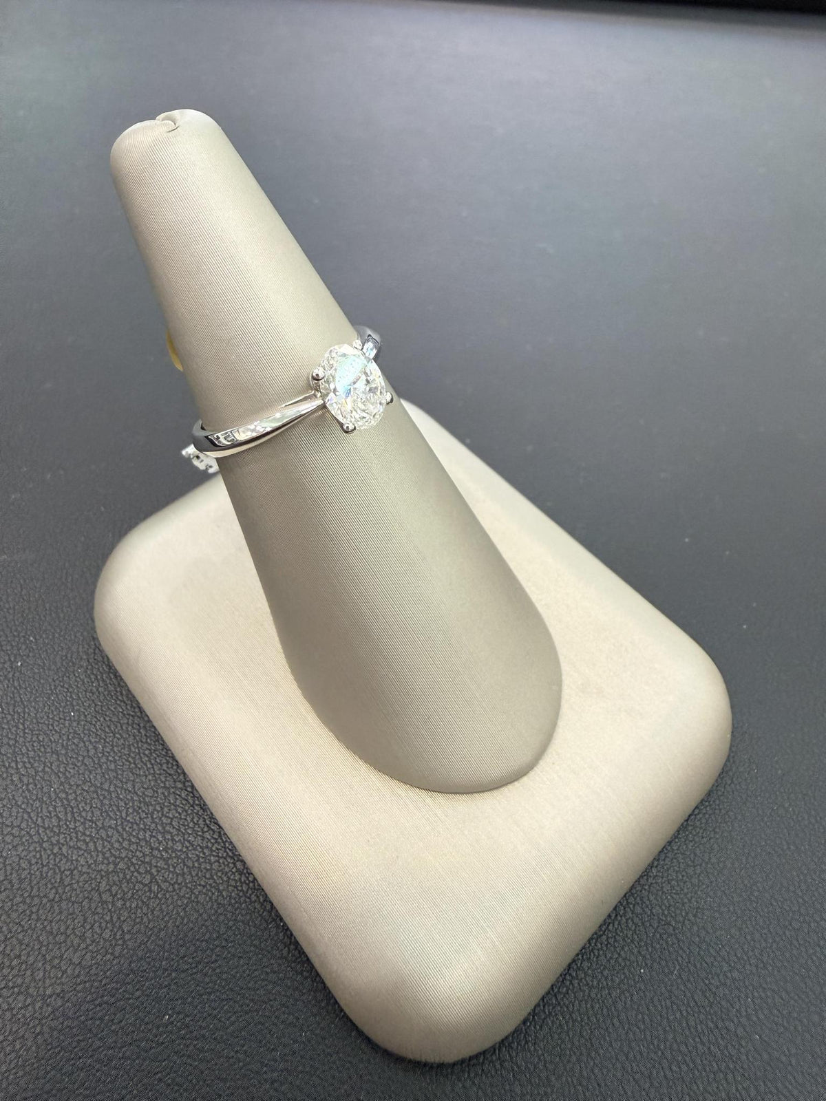 1.01ct GIA Certified Natural Oval Diamond Solitaire Engagement Ring 14K White Gold