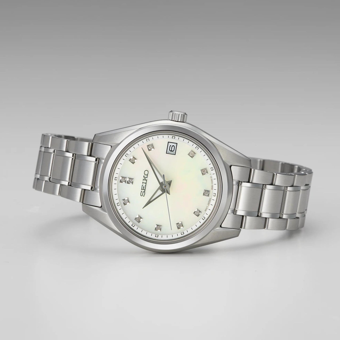 Seiko Diamonds Quartz Mother of Pearl Dial Womens Watch SUR579