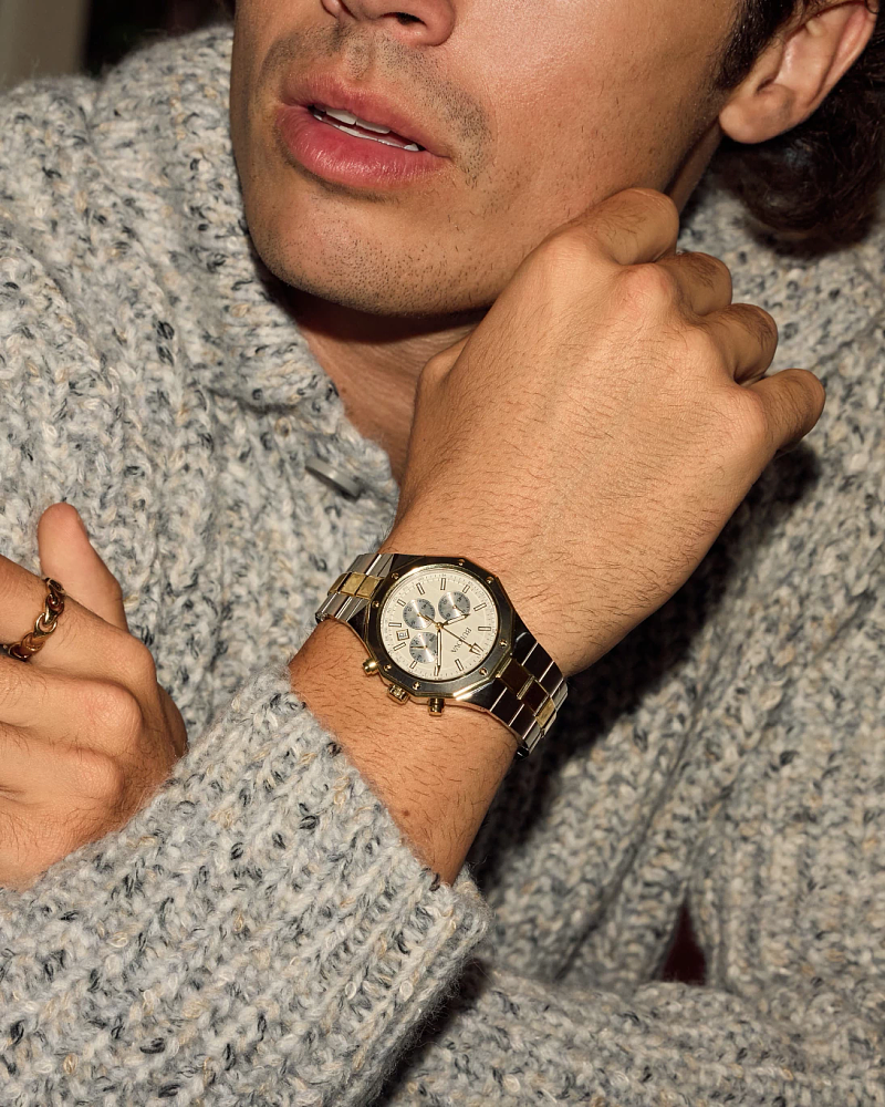 Bulova Prestige Chrono Dodecagon Silver & White Striped Dial Mens Watch 98B450