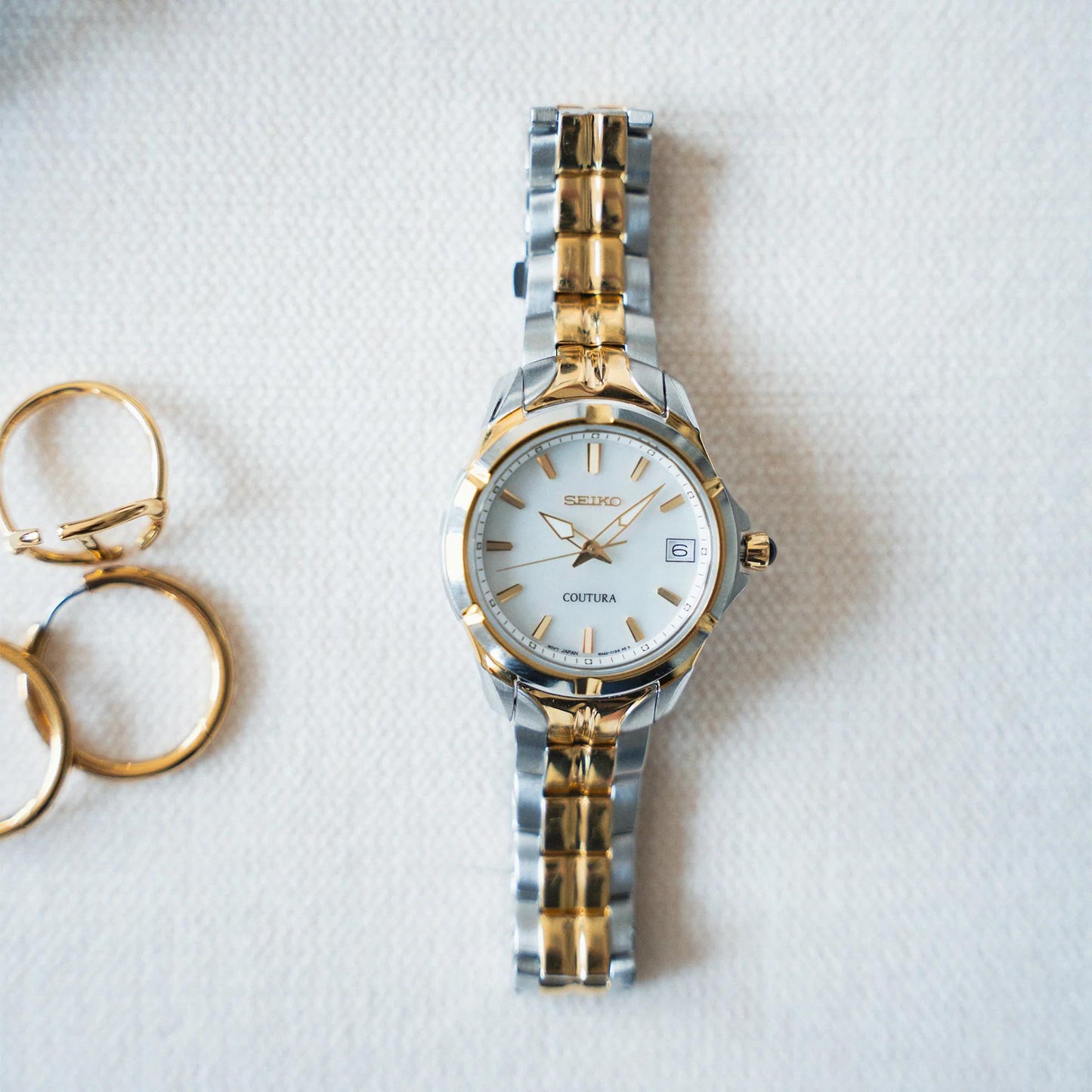 Seiko Coutura Quartz Mother of Pearl Dial Womens Watch SUR586