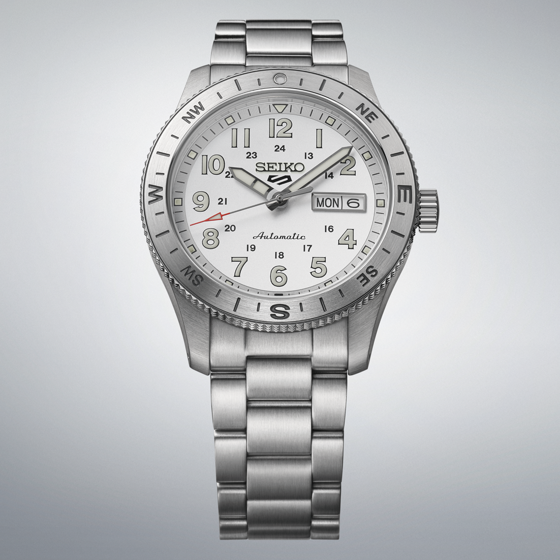 Seiko 5 Sports Field GMT White Dial Men's Automatic Watch HDB007