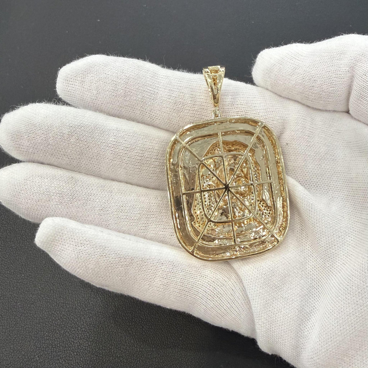 0.62ctw Diamond Jesus Christ Head Pendant 10K Yellow Gold