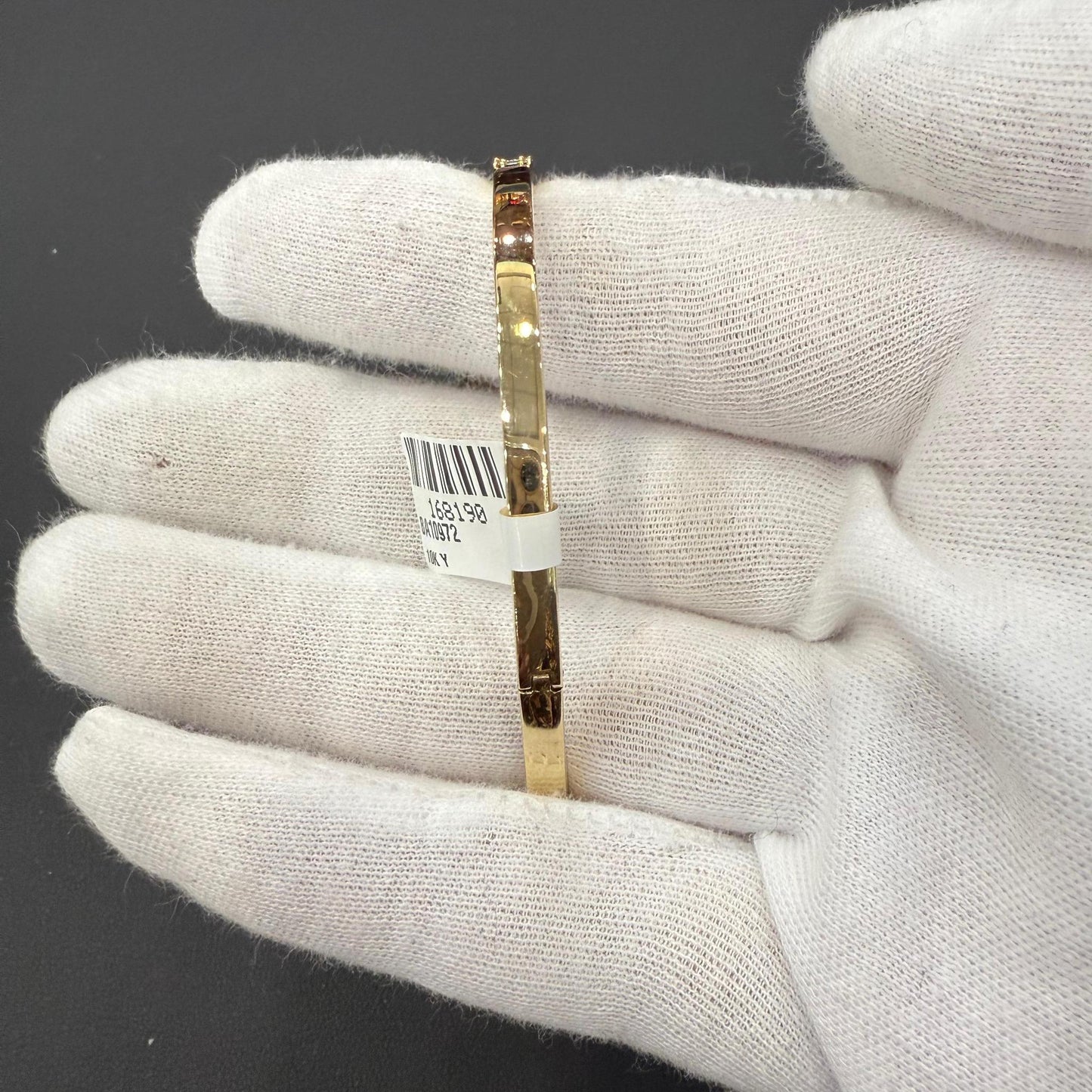 1.59ctw Diamond 10K Yellow Gold Bangle Bracelet Bypass Cluster