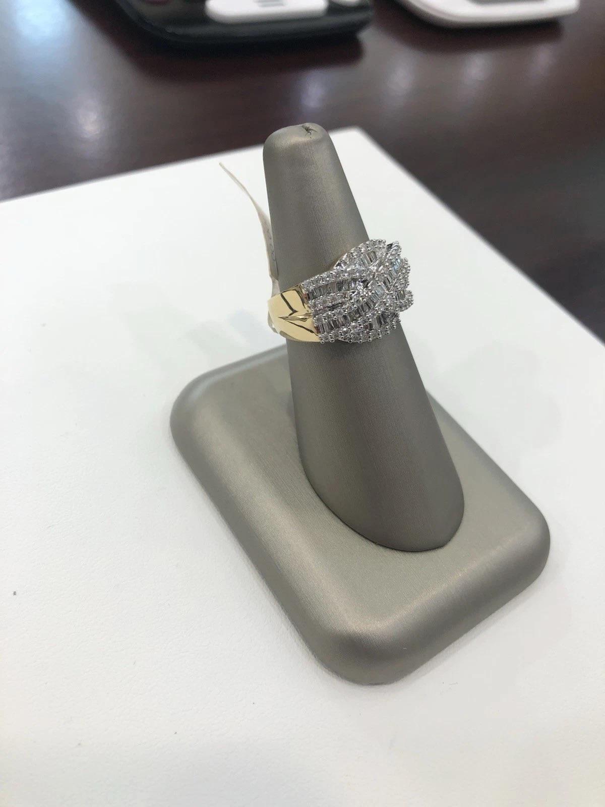 1 Cttw Baguette Diamond Womens Crossover Crisscross Band Ring 14k Yellow Gold