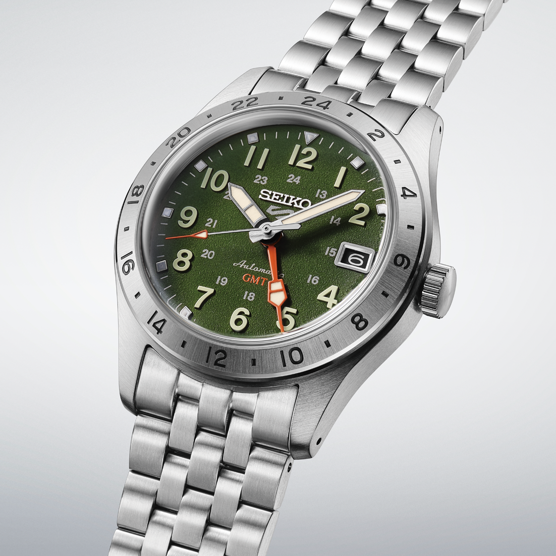 Seiko 5 Sports Field GMT Green Dial Men's Automatic Watch HDB001