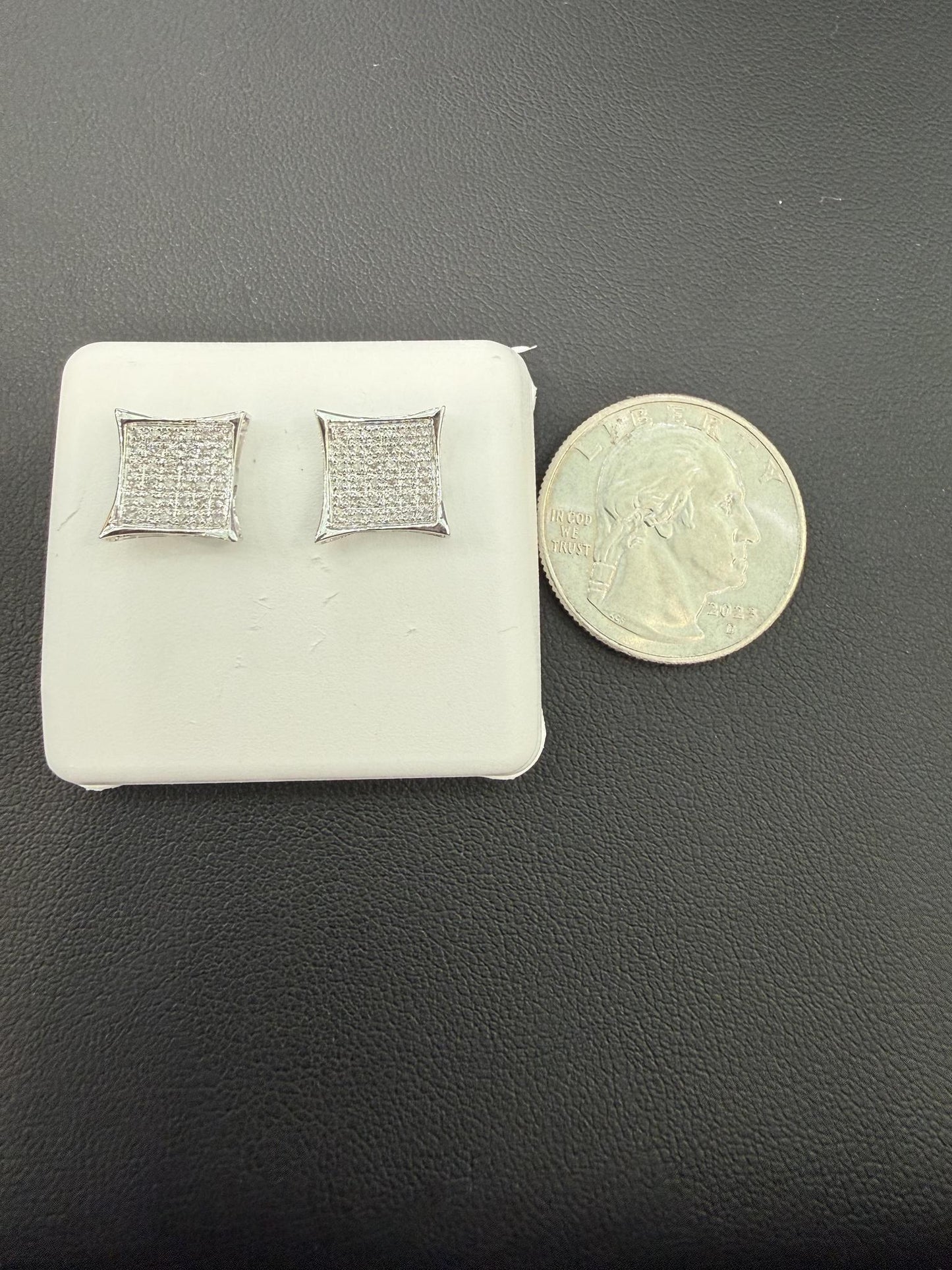 0.25ctw Diamond 10K White Gold Square Cluster Stud Earrings
