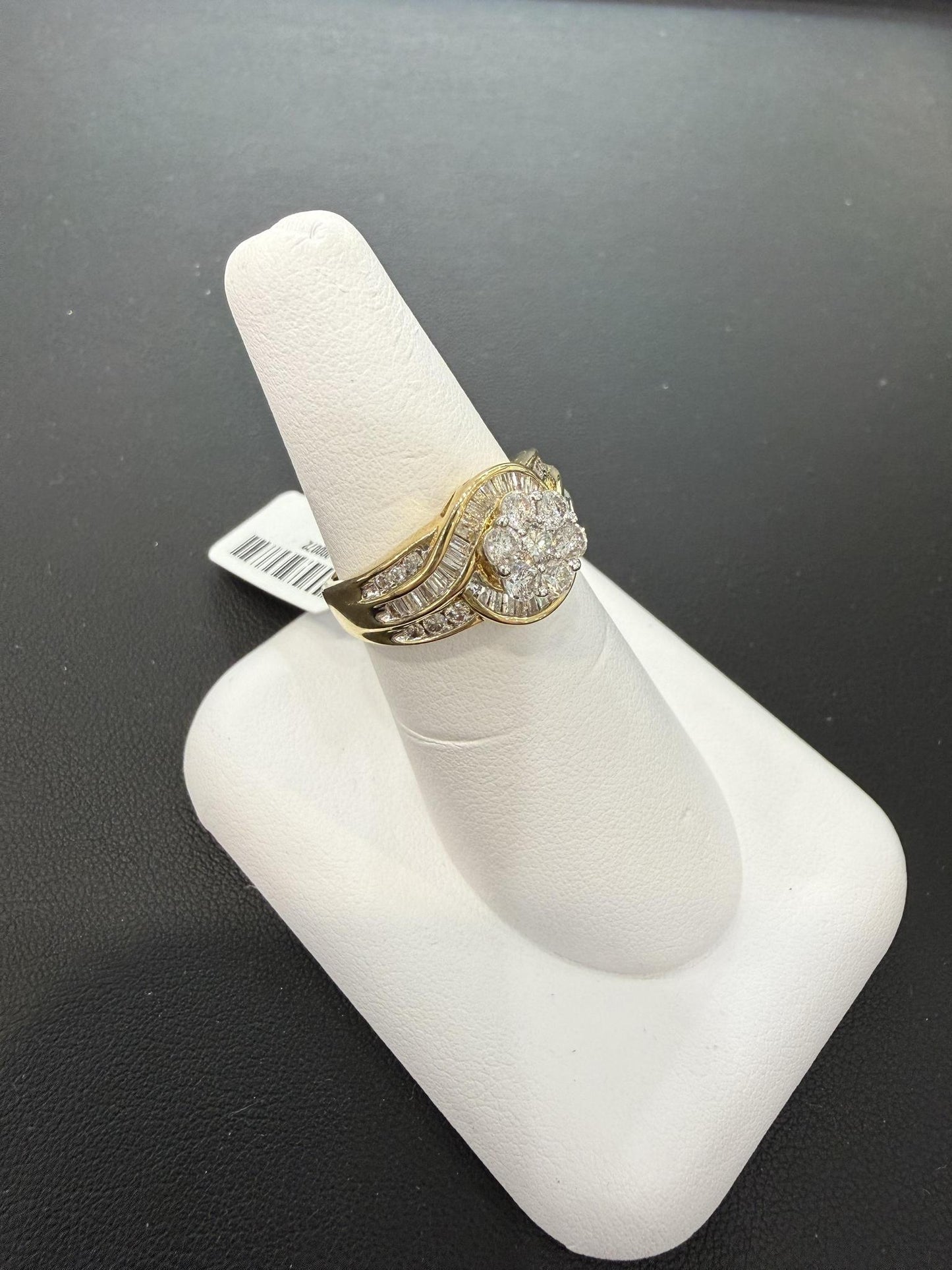 1ctw Diamond Cluster Baguette Ring 10K Yellow Gold