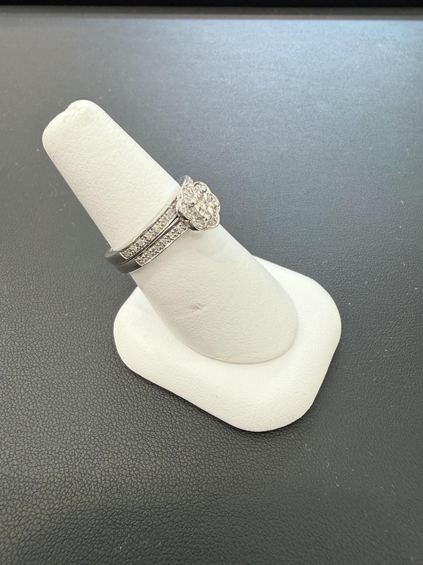0.25ctw Diamond Bridal Set Flower Halo Engagement Ring 925 Sterling Silver